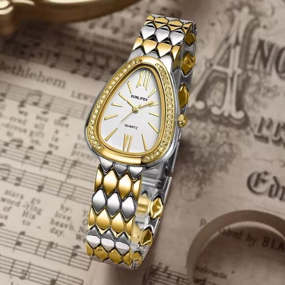 Golden Mirage Two-Tone Serpenti Watch with Sparkling Accents - Picture 4 of 12